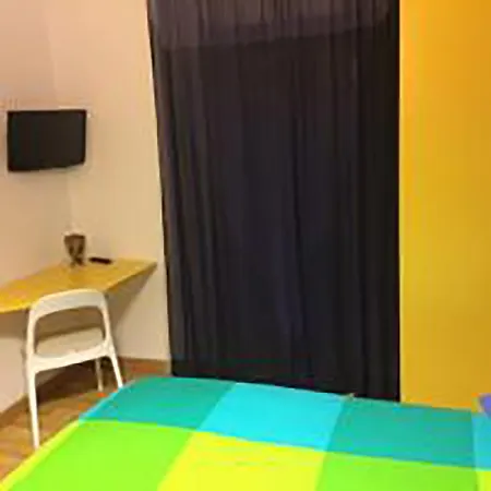 לינה וארוחת בוקר Il Falco E Il Gabbiano 4*