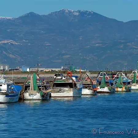 Il Falco E Il Gabbiano Bed and Breakfast 5*