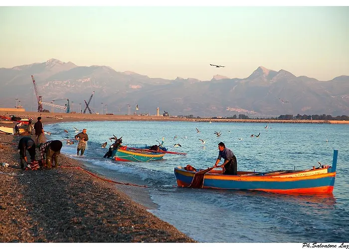 Il Falco E Il Gabbiano Alojamento de Acomodação e Pequeno-almoço 4*