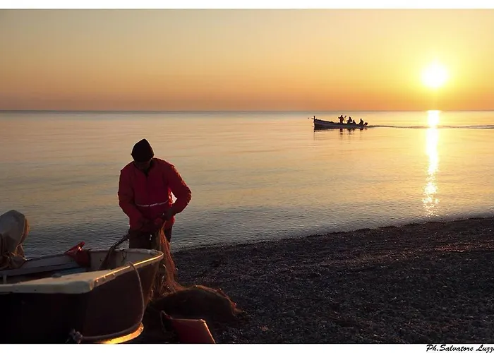 Alojamento de Acomodação e Pequeno-almoço Il Falco E Il Gabbiano