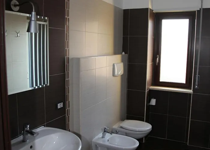 Il Falco E Il Gabbiano Alojamento de Acomodação e Pequeno-almoço 4*