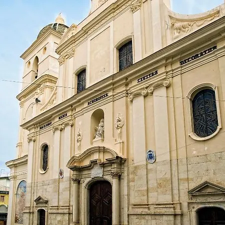 B&B Il Falco E Il Gabbiano 코릴리아노칼라브로