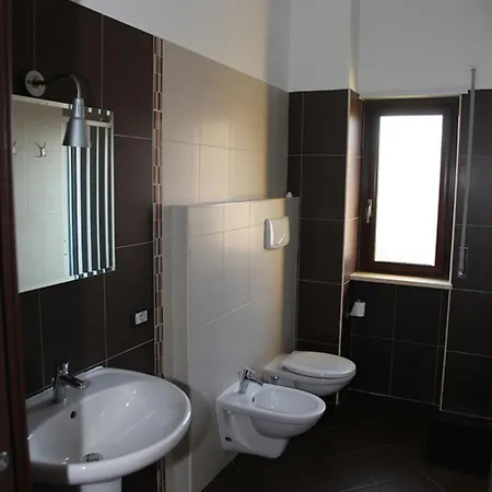 Il Falco E Il Gabbiano Frühstückspension 4*