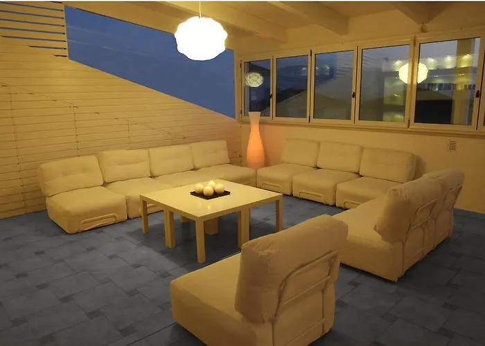 Il Falco E Il Gabbiano