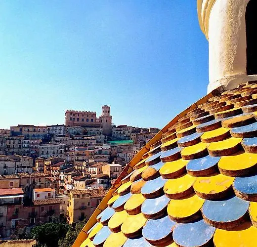 Il Falco E Il Gabbiano Panzió