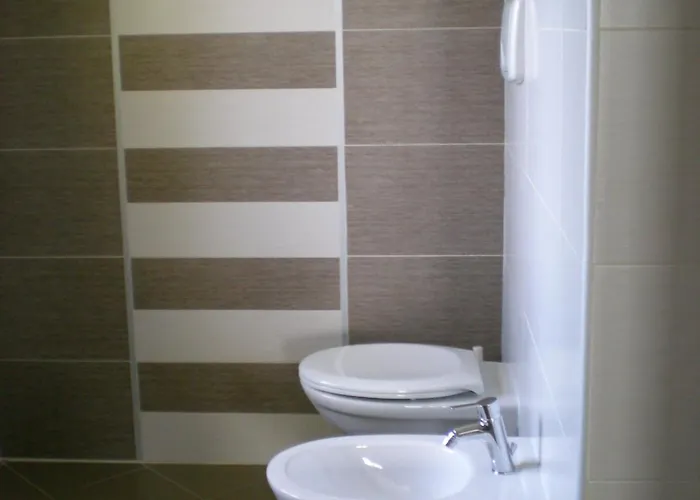 Il Falco E Il Gabbiano Panzió 4*